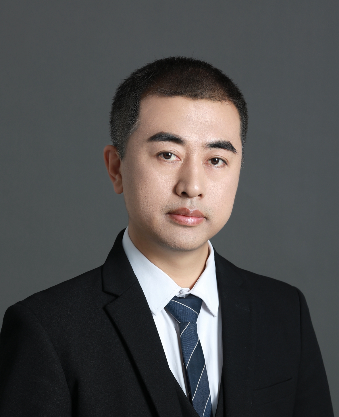 边洪英 照片_副本.jpg